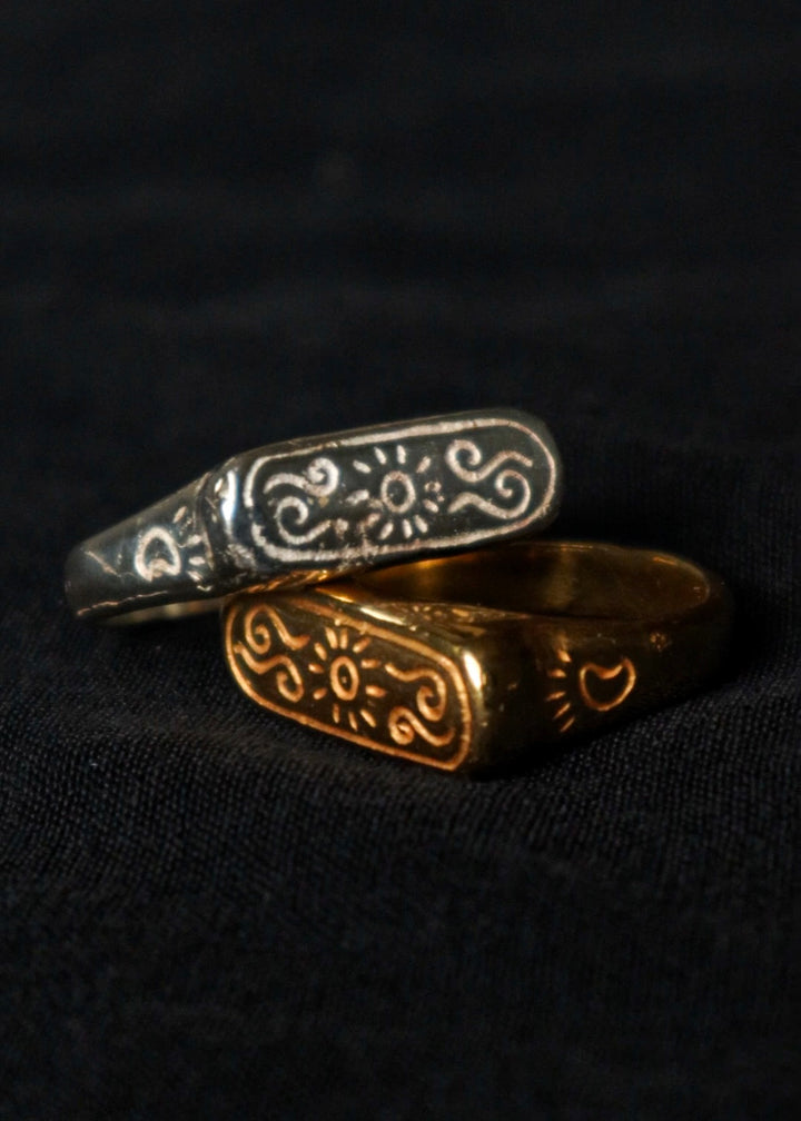 Egyptian dreams ring - silver